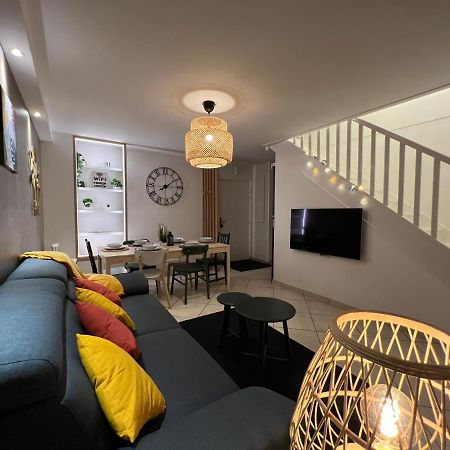 Apartmán T3 Flat Moderne Sur 2 Etages Metro Parking Free Entrance Autonome Rouen Exteriér fotografie