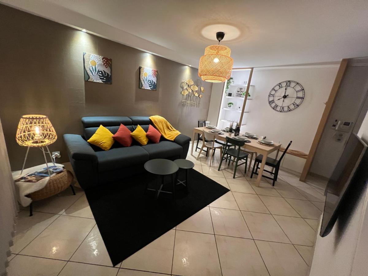 Apartmán T3 Flat Moderne Sur 2 Etages Metro Parking Free Entrance Autonome Rouen Exteriér fotografie