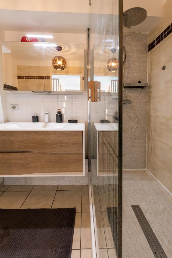 Apartmán T3 Flat Moderne Sur 2 Etages Metro Parking Free Entrance Autonome Rouen Exteriér fotografie