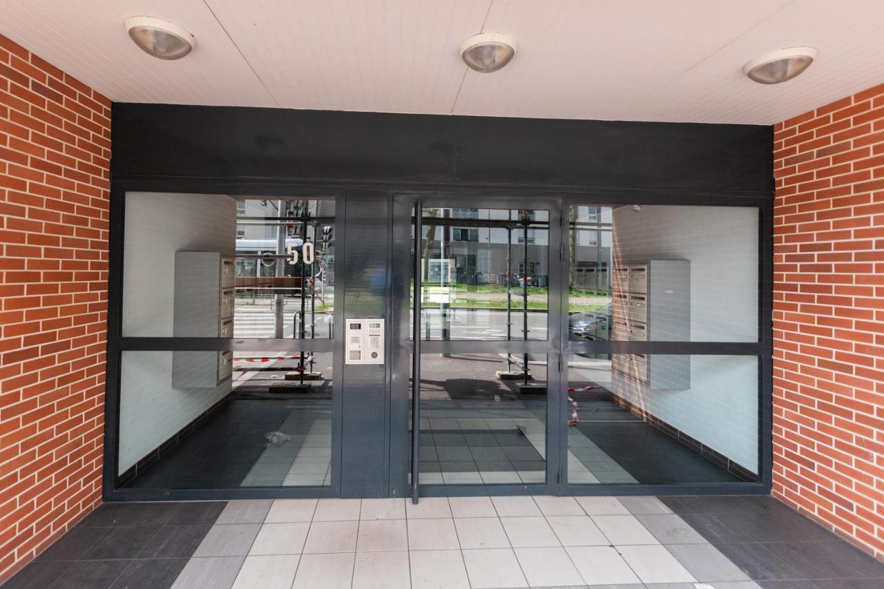 Apartmán T3 Flat Moderne Sur 2 Etages Metro Parking Free Entrance Autonome Rouen Exteriér fotografie